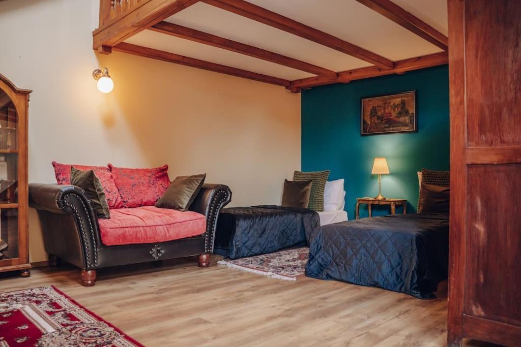 Magnificent Historical Penthouse In The Heart Of Prague Lägenhet Exteriör bild