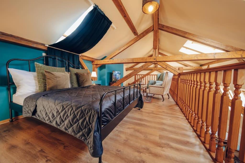 Magnificent Historical Penthouse In The Heart Of Prague Lägenhet Exteriör bild